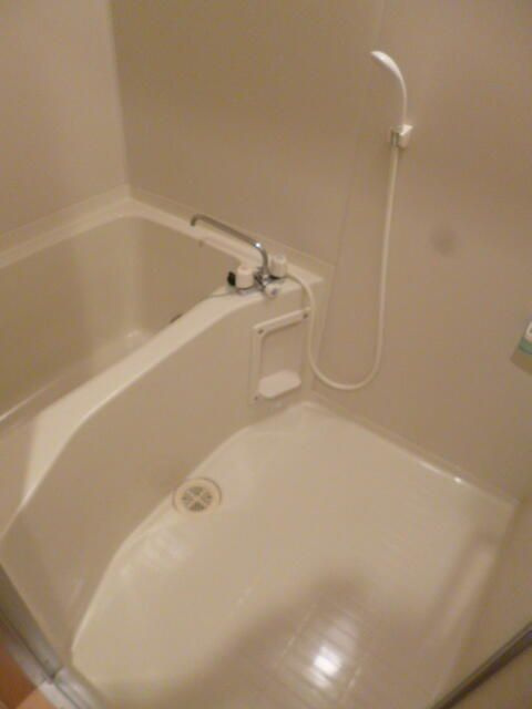 フェリーチェ横濱の浴室