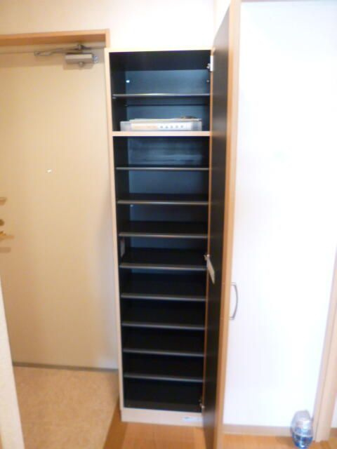 フェリーチェ横濱の玄関