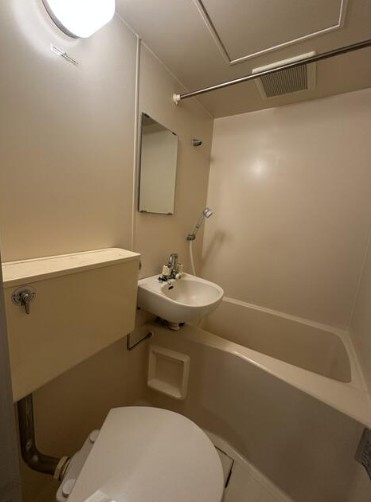 【浴室】 | アメニティ大塚 | ３点ユニットタイプの浴室となります。