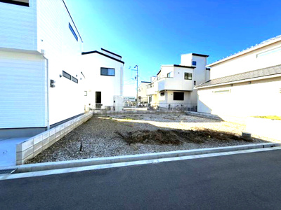 【前面道路含む現地写真】 | 【プレイワーク箕土路町Ⅴ】八木北小・土地35坪・建築条件なし・開発分譲地内・岸和田市箕土路町2丁目 | 前面道路含む現地写真です