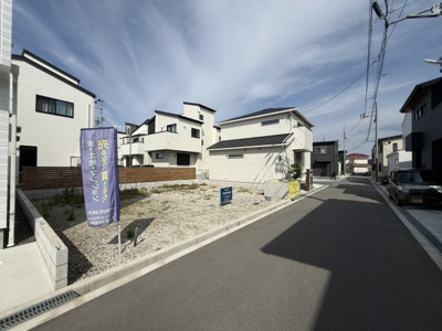 【前面道路含む現地写真】 | 【プレイワーク箕土路町Ⅴ】八木北小・土地35坪・建築条件なし・開発分譲地内・岸和田市箕土路町2丁目 | 前面道路含む現地写真です