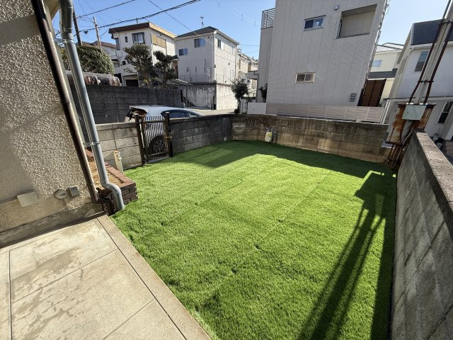 豊中市緑丘１丁目戸建の庭