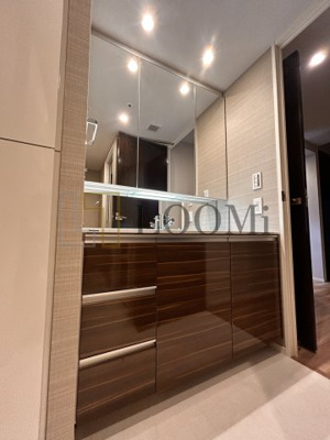 【洗面所】 | 梅田ガーデンレジデンス | 梅田ガーデンレジデンス　独立洗面化粧台