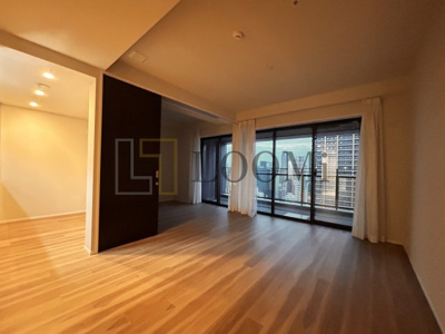 【居間・リビング】 | 梅田ガーデンレジデンス | 梅田ガーデンレジデンス　リビング・ダイニングスペース