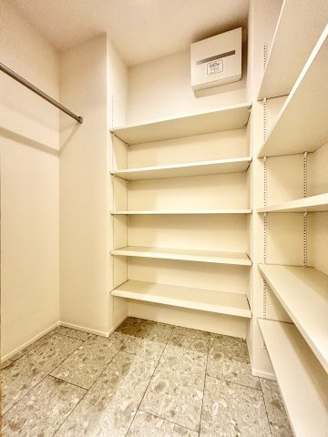 甲南コーポラスの収納|SIC