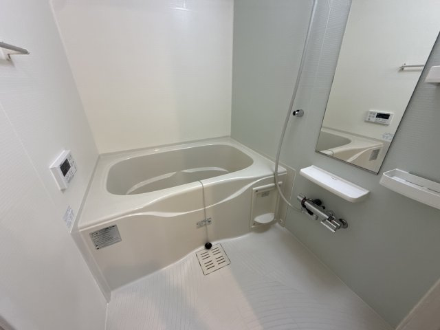 ジェルメ今在家の浴室