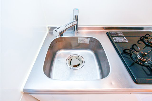 サヴォイラクアティック　4階のキッチン|別号室のものです。現状優先になります。