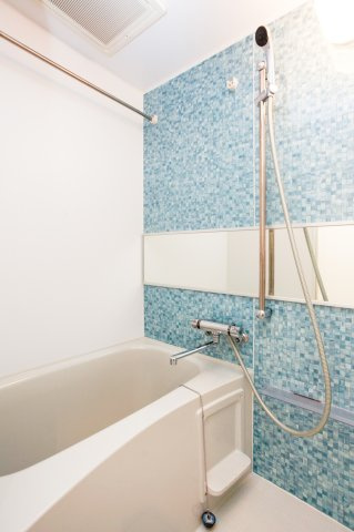 サヴォイラクアティック　4階の浴室|別号室のものです。現状優先になります。