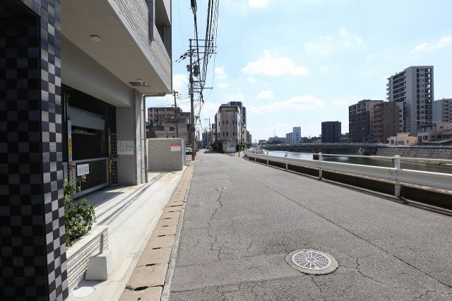 サヴォイラクアティック　4階の周辺