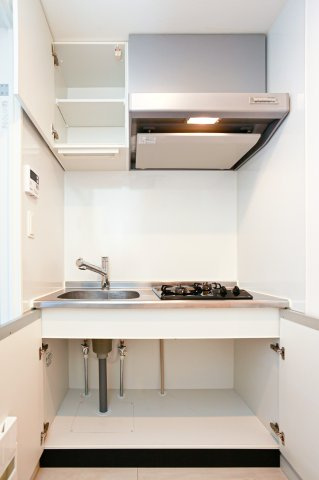 サヴォイラクアティック　4階のキッチン|別号室のものです。現状優先になります。