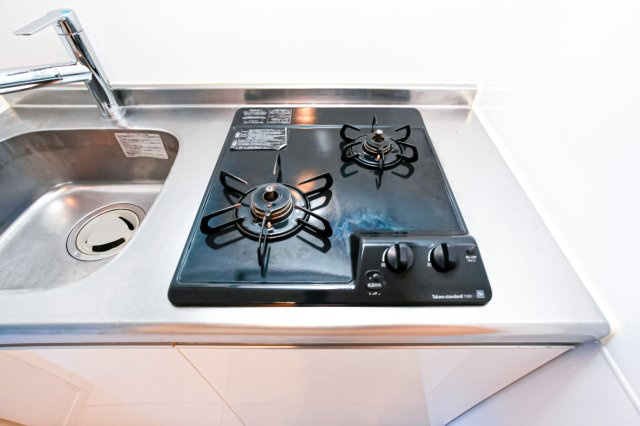 サヴォイラクアティック　4階のキッチン|別号室のものです。現状優先になります。