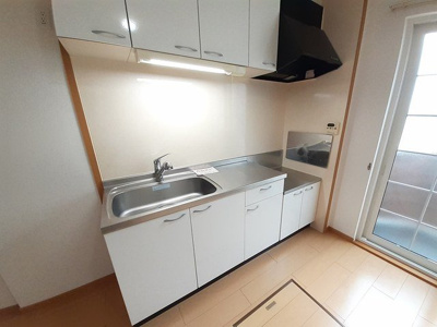 【キッチン】 | ＴＯＷＡメゾン | きれいなキッチンです