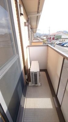 【バルコニー】 | リビングタウン塩冶南 