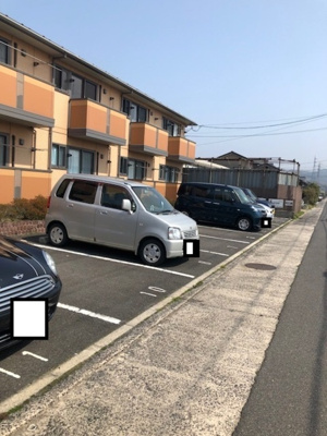 【駐車場】 | リビングタウン塩冶南 