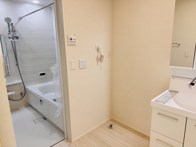 八王子市　楢原町　新築一戸建て　５期の脱衣所|～脱衣所～