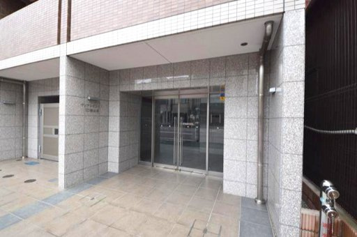 ディアレイシャスＩＤ横浜南のエントランス