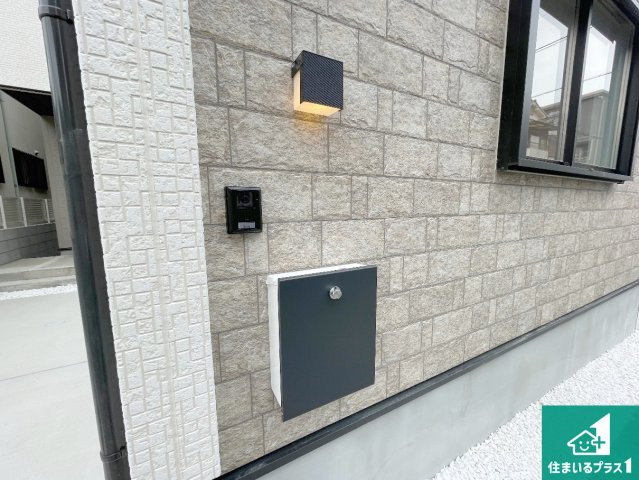 西宮市東鳴尾町　第2期　新築一戸建ての外観|安心の10年保証！外観を美しく保ち、雨水で汚れを落とします！気になることがありましたら、お気軽にお問い合わせください！