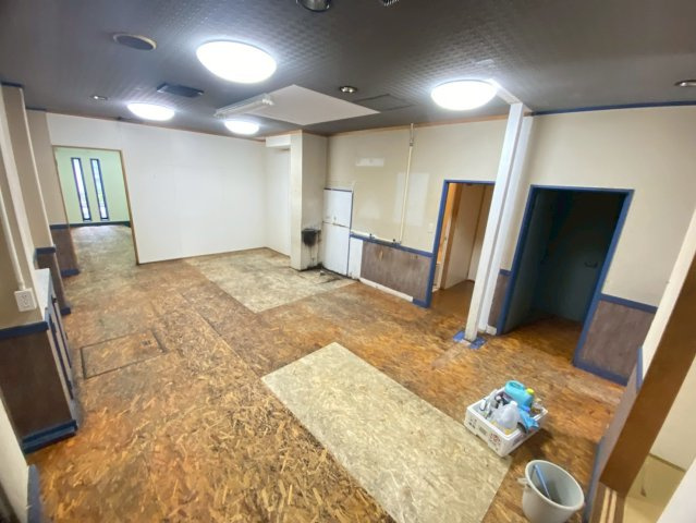 曙町貸店舗のロビー