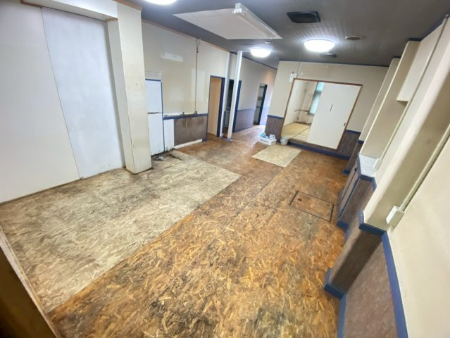 曙町貸店舗のロビー