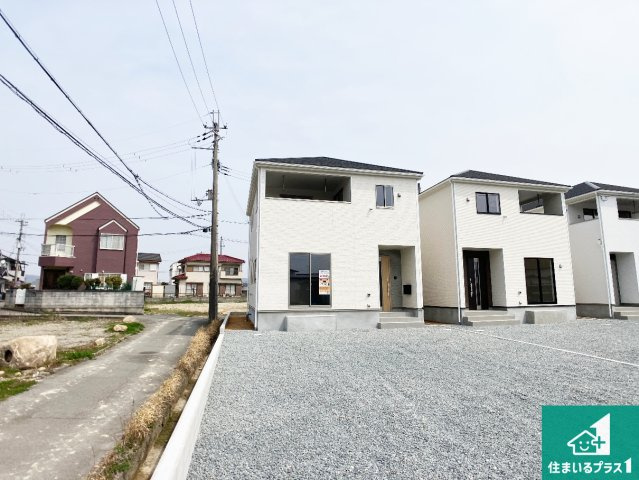 加古川市西神吉町鼎　第1期　新築一戸建ての外観|安心の10年保証！外観を美しく保ち、雨水で汚れを落とします！気になることがありましたら、お気軽にお問い合わせください！