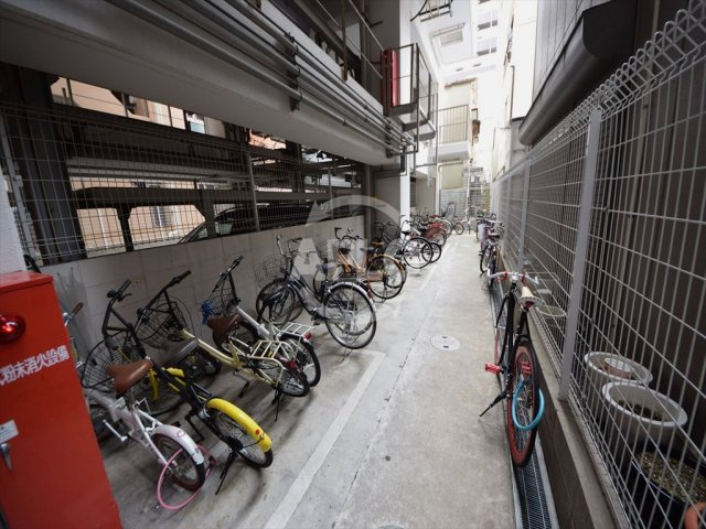 サムティ難波グレイスのその他共用部分|サムティ難波グレイス　駐輪場