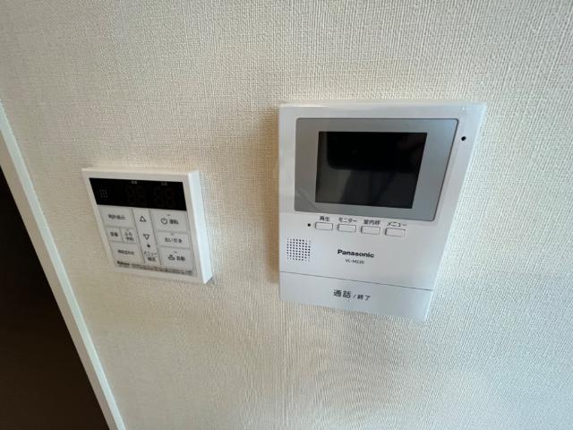 エクセルの内装|カメラ付インターホン