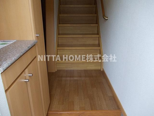 リバーサイドコートＢの玄関|広いスペースの玄関です◆