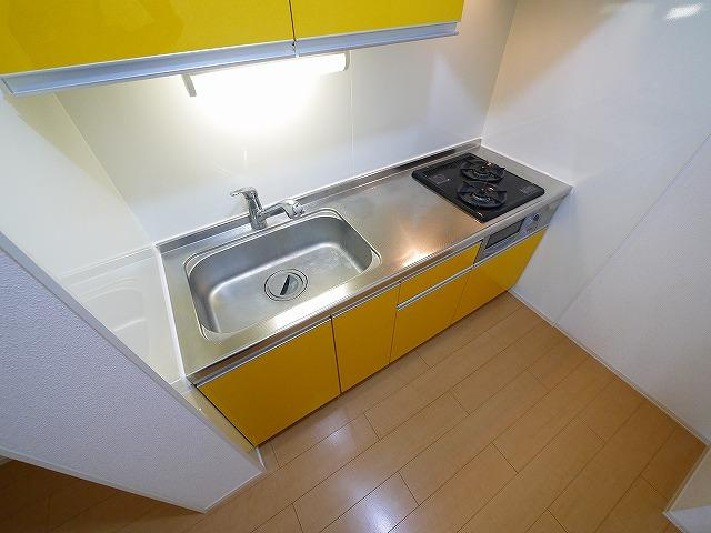 リビングタウン西大寺のキッチン|コンパクトなキッチンで掃除もラクラク