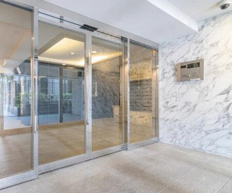 プレール・ドゥーク東京EAST5のロビー