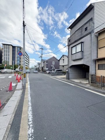久世中久世町３丁目の前面道路含む現地写真|【前道】