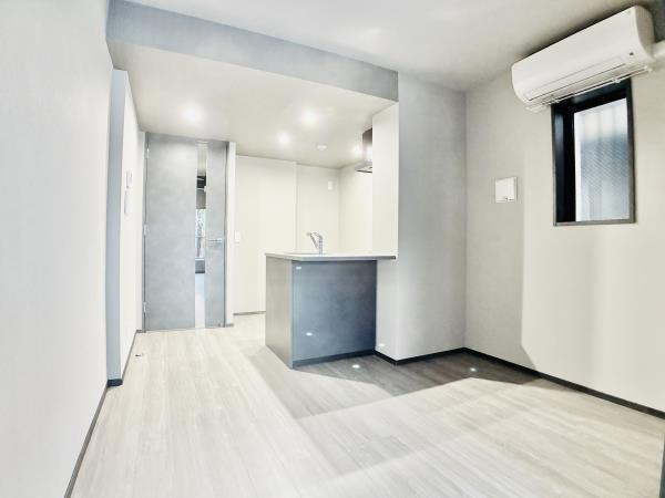 コンポジット早稲田鶴巻町の居間・リビング|おしゃれな居間です