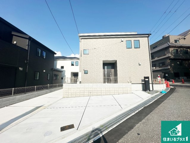 ●29(土)30(日)現地説明会！　奈良市宝来町　ラスト1邸　の外観|安心の10年保証！外観を美しく保ち、雨水で汚れを落とします！気になることがありましたら、お気軽にお問い合わせください！