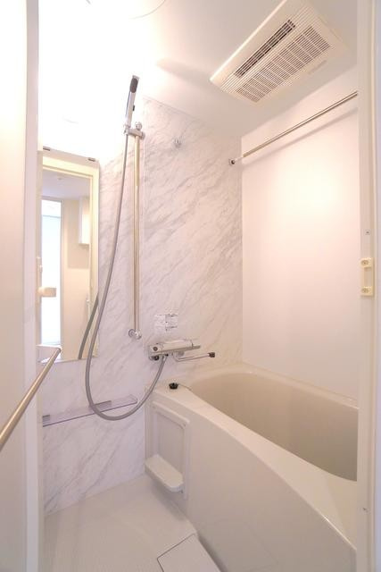 クラリティア文京湯島の浴室|※写真は同タイプの別室になります