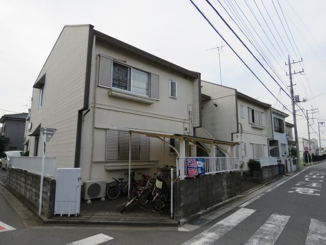 三協ハイムＢの外観