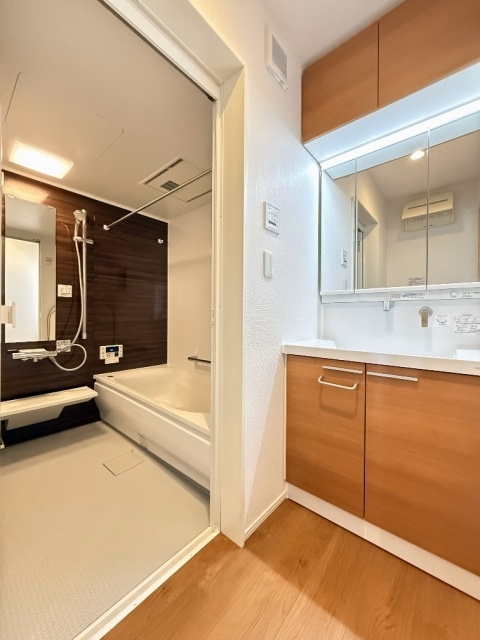 西東京市新町五丁目戸建の洗面所