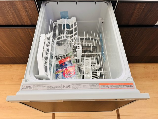 八王子市　楢原町　新築一戸建て　５期のキッチン|～食洗機付き　食事後の食器洗いはお任せ、家族でゆっくりとくつろげます～