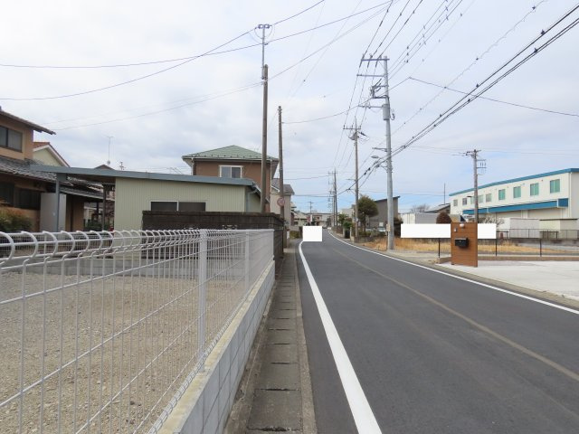 川越市小堤売地の前面道路含む現地写真