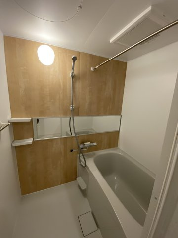 クリーク春日の浴室