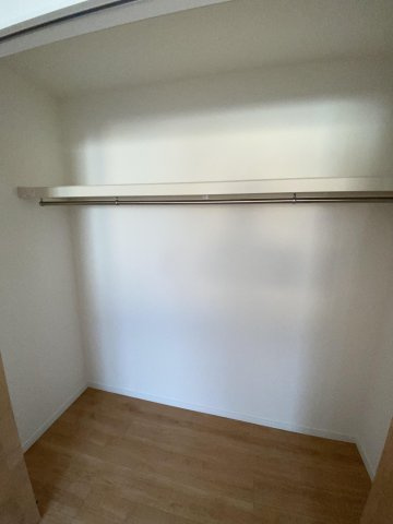 クリーク春日の居間・リビング