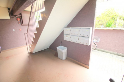 【エントランス】 | セントラルコート南桜塚