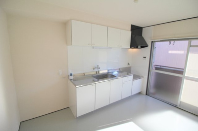 【キッチン】 | セントラルコート南桜塚