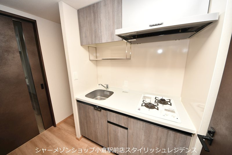 RJRプレシア西小倉駅前の居間・リビング