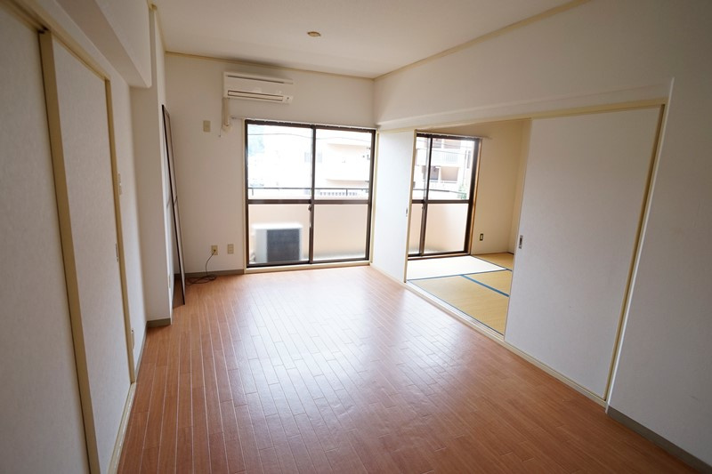 第２サンコウハイツの居間・リビング