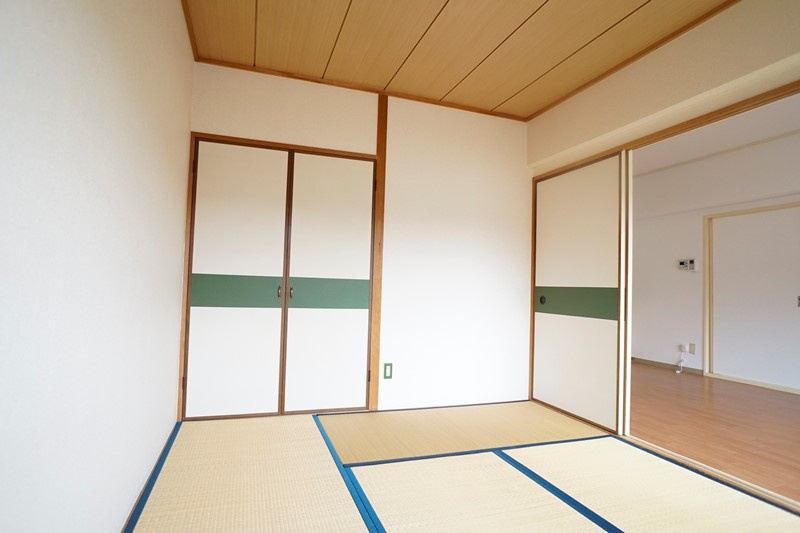 第２サンコウハイツの和室