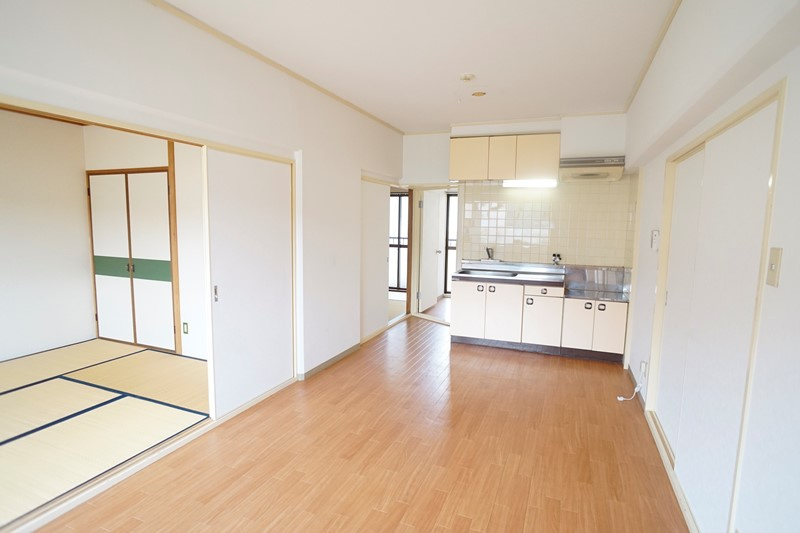 第２サンコウハイツの居間・リビング