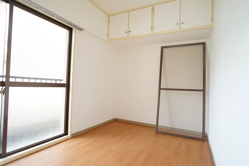 第２サンコウハイツの洋室