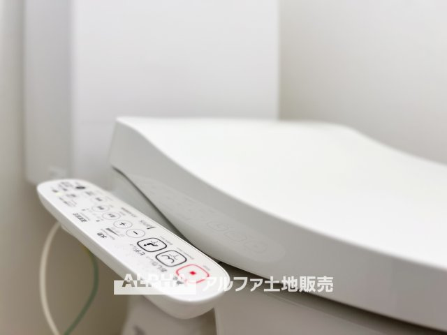 ~武蔵村山岸~Remodeled Homeの洋室|【room】
◆居室◆光に包まれるように設計された空間。太陽の光が爽やかな目覚めを誘い、良い一日を予感させてくれます。