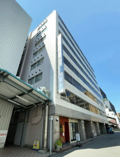 まるみやビルの外観