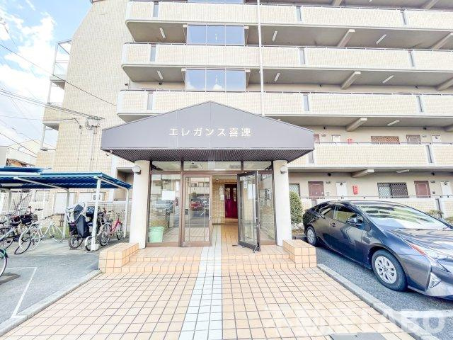 エレガンス喜連のエントランス