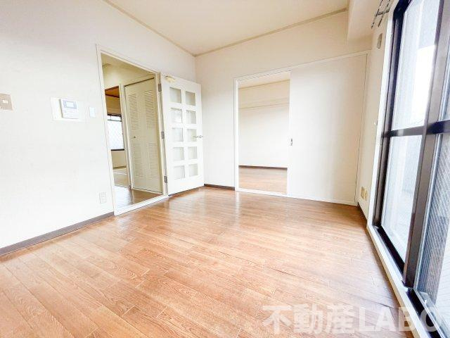 エレガンス喜連の内装